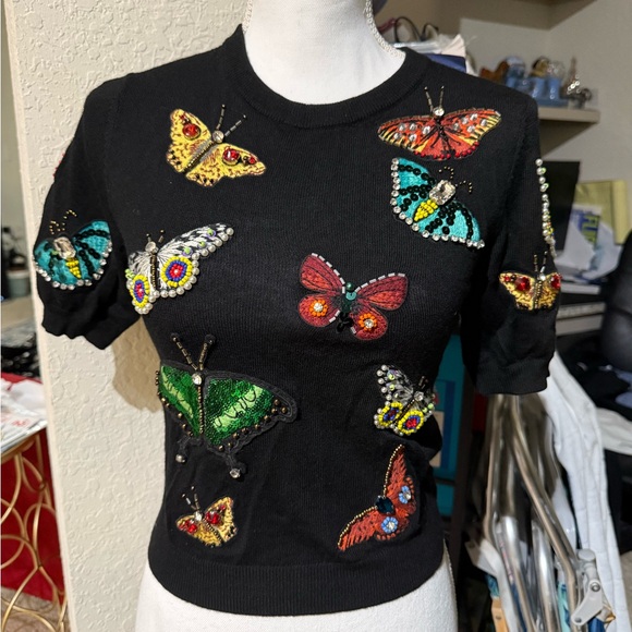 ALICE + OLIVIA BUTTERFLY EMBELLISHED SWEATER - Picture 2 of 6